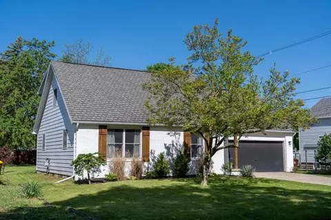 424 S Anna, Mount Pleasant, MI 48858