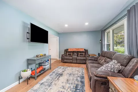873 E Remus, Mount Pleasant, MI 48858 photo 6
