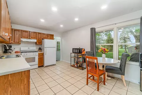 873 E Remus, Mount Pleasant, MI 48858 photo 10