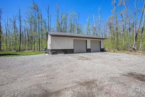 Exterior - 9266 Kenyon, Frederic, MI 49733 photo 7 of 10