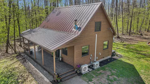 Exterior - 9266 Kenyon, Frederic, MI 49733 photo 9 of 10