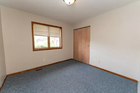 Bedroom - 1237 Buckingham, Mount Pleasant, MI 48858 photo 1 of 9
