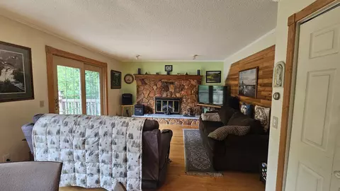 Living - 8764 Saunders, Sterling, MI 48659 photo 1 of 1