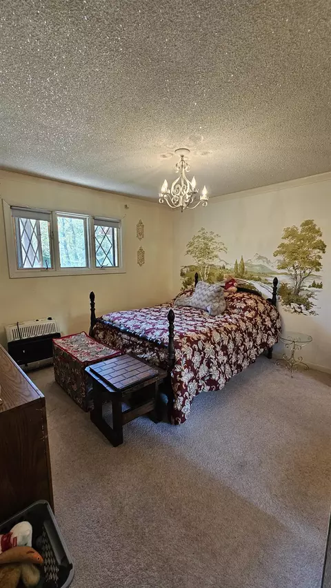 Bedroom - 8764 Saunders, Sterling, MI 48659 photo 2 of 9