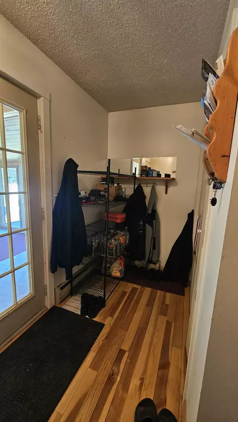 Entry Way - 8764 Saunders, Sterling, MI 48659 photo 1 of 4