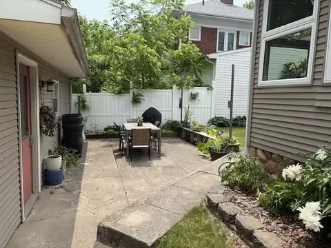 Exterior - 630 N State, Alma, MI 48801 photo 7 of 13