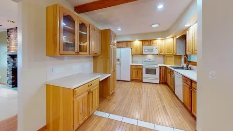 Kitchen - 3201 E Long Lk, Harrison, MI 48625 photo 4 of 4