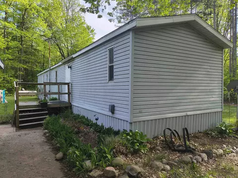 4995 W Salt Riv, Shepherd, MI 48883