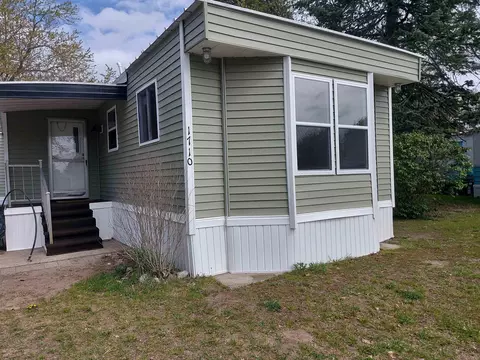 1710 Geraldton, Traverse City, MI 49686