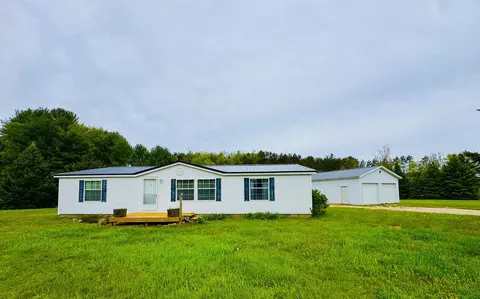 9828 S 43, Cadillac, MI 49601