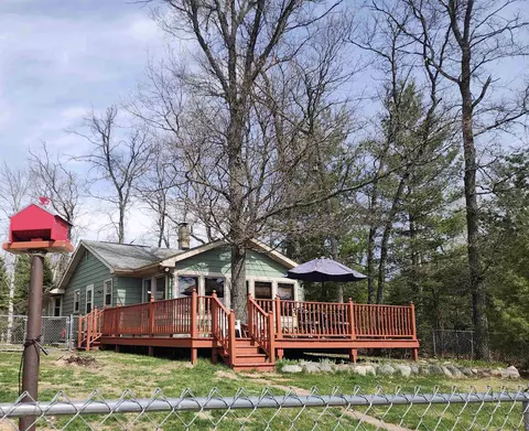 7305 N Chain Lk, South Branch, MI 48761