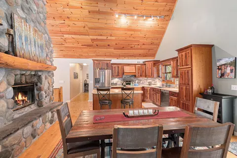 Dining - 5301 Durga, Williamsburg, MI 49690 photo 1 of 3