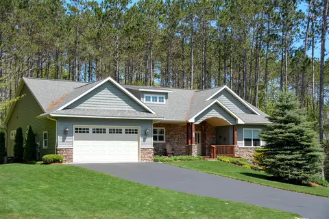 9806 King Fisher, Traverse City, MI 49685