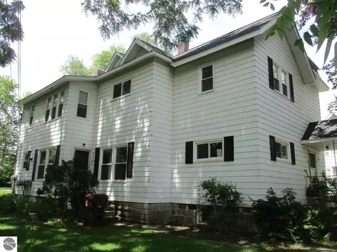 218 S Jeffery, Ithaca, MI 48847