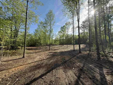B6 E Solaris #: B6, Maple City, MI 49664