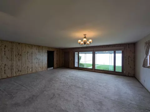 Living - 1082 S Sixth, Au Gres, MI 48703 photo 3 of 6