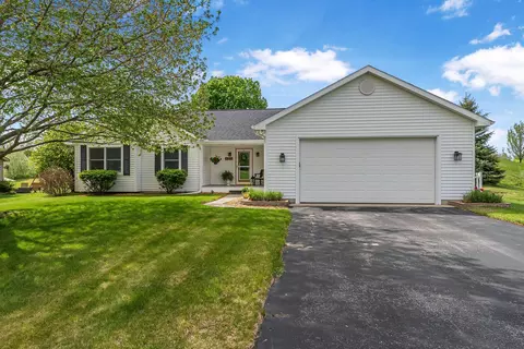 1291 Farmington, Traverse City, MI 49696