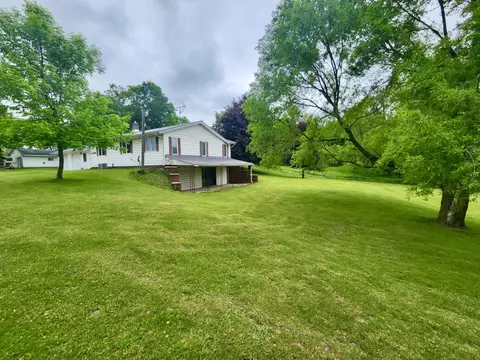 Exterior - 3848 E Stanton, Stanton, MI 48888 photo 10 of 29