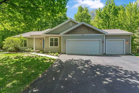 4667 Arbor Latch, Traverse City, MI 49685