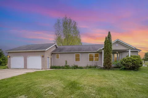 Exterior - 10745 W Remick, Blanchard, MI 49310 photo 3 of 6