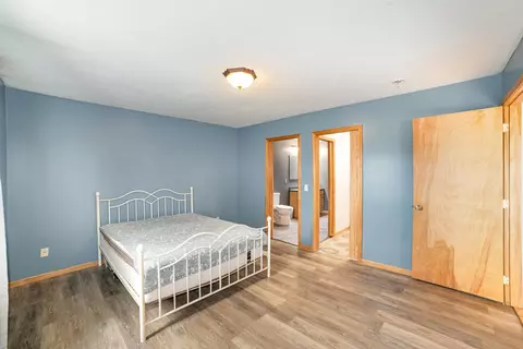 Bedroom - 10745 W Remick, Blanchard, MI 49310 photo 2 of 5