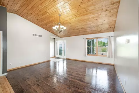 Living - 10745 W Remick, Blanchard, MI 49310 photo 2 of 3