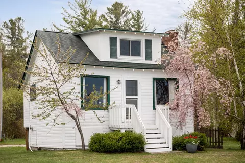 5434 W Macfarlane, Glen Arbor, MI 49636