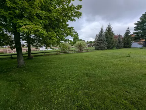 549 Detroit, Au Gres, MI 48703 photo 10