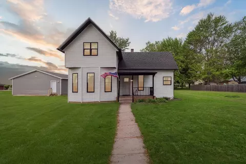 646 S Melze, Merrill, MI 48637