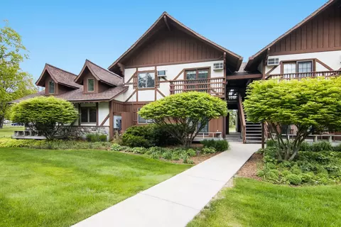 7765 Washtenaw #422 & 423, Thompsonville, MI 49683