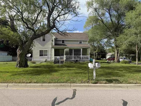 1302 W Lyons, Mount Pleasant, MI 48858