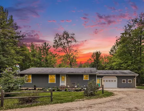 6313 E 34 12, Cadillac, MI 49601