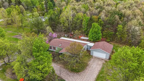 11015 Riley, Interlochen, MI 49643 photo 38