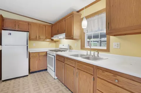 11015 Riley, Interlochen, MI 49643 photo 9