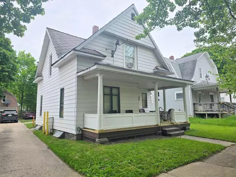 820 Wallace, Cadillac, MI 49601
