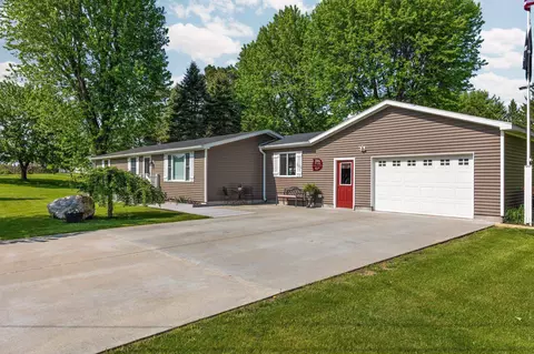 208 S Case, Marion, MI 49665