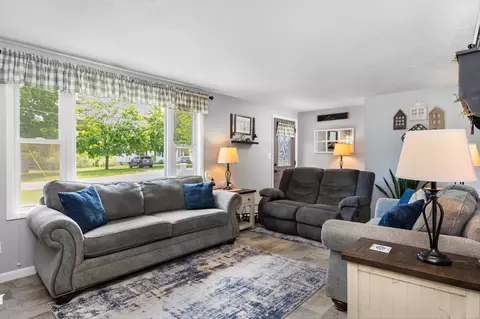 Living - 208 S Case, Marion, MI 49665 photo 2 of 4