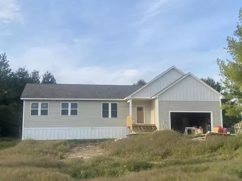 12003 Barkley #2 : 2, Rapid City, MI 49676