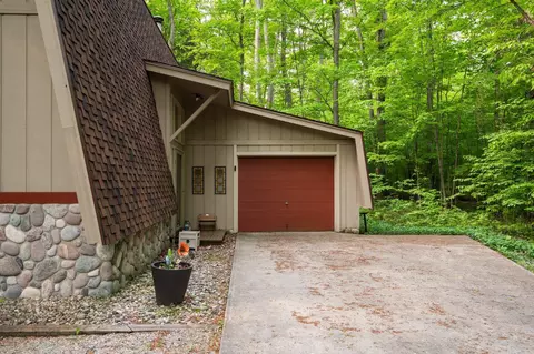 Exterior - 2510 E Cherry, Cedar, MI 49621 photo 2 of 7