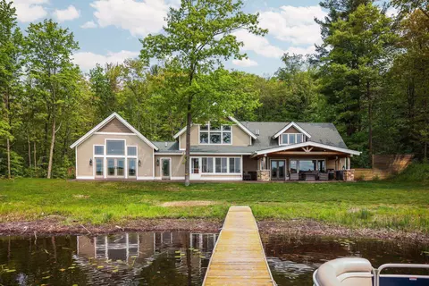 9569 Pearl Lk, Empire, MI 49630