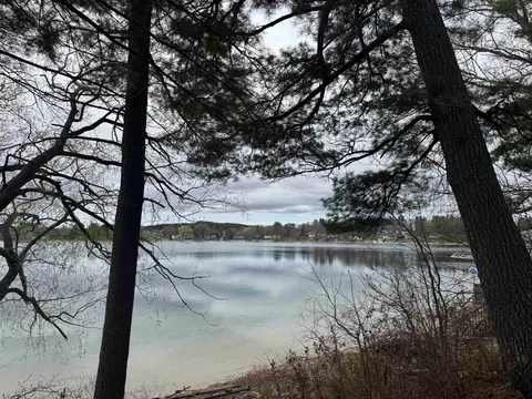 1431 Lake, Traverse City, MI 49685