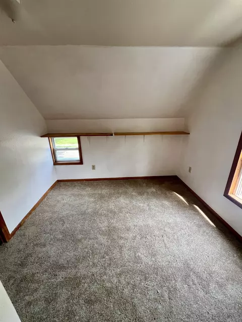 Bedroom - 823 Pine, Alma, MI 48801 photo 5 of 7
