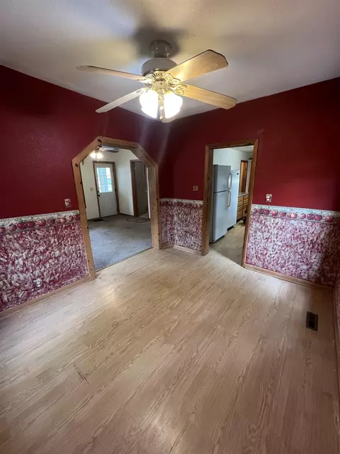 Dining - 823 Pine, Alma, MI 48801 photo 2 of 2