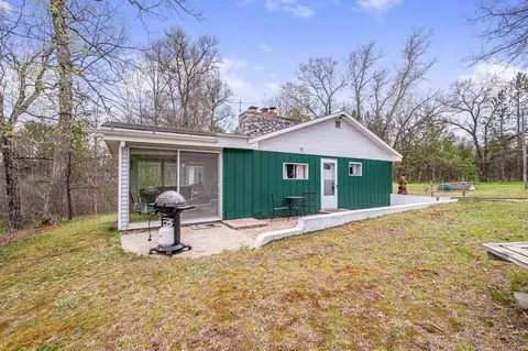 718 W 3 Mile, Luther, MI 49656