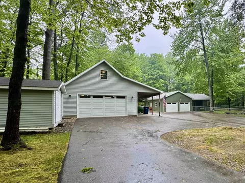 4546 Prouty, Traverse City, MI 49686