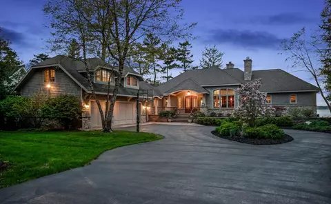 935 Beautiful, Traverse City, MI 49686