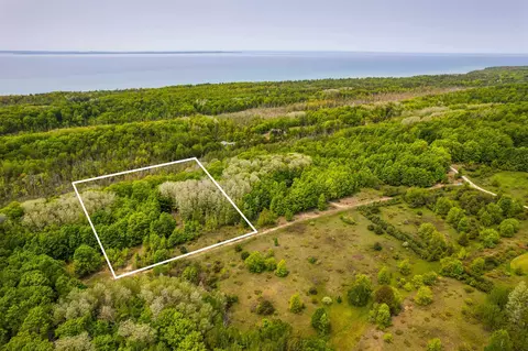 V/l Kilkenny, Ellsworth, MI 49729
