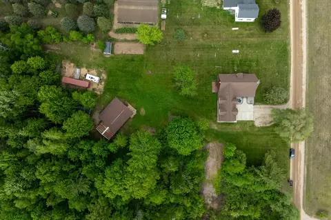 9755 E Deerfield, Shepherd, MI 48883 photo 39