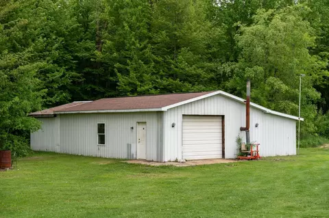9755 E Deerfield, Shepherd, MI 48883 photo 36