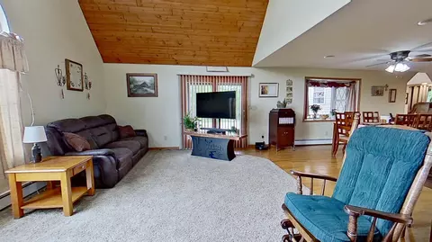 9755 E Deerfield, Shepherd, MI 48883 photo 19